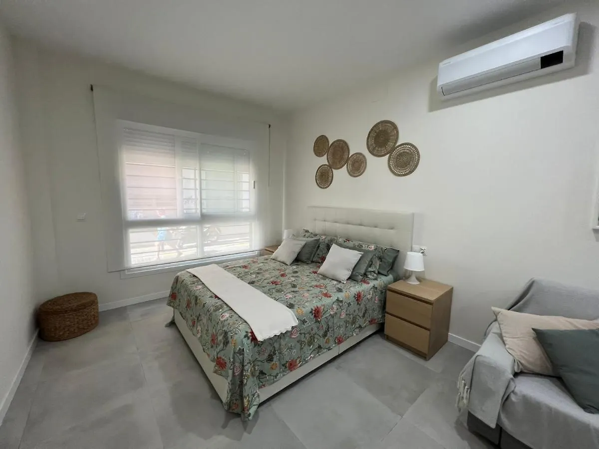 Centro Estudio Trinidad Malaga 3 0*,  Spagna